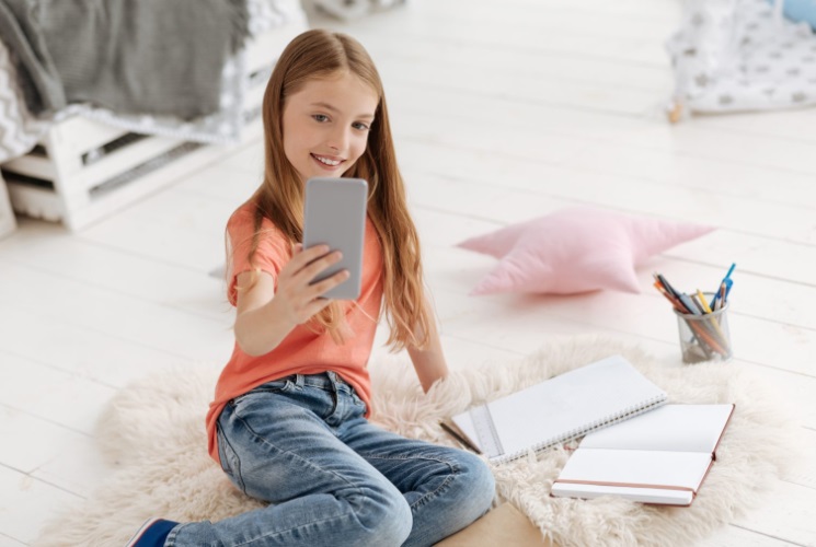 How Social Media Is Harming Intellectual Growth and Mental Well-being in Kids